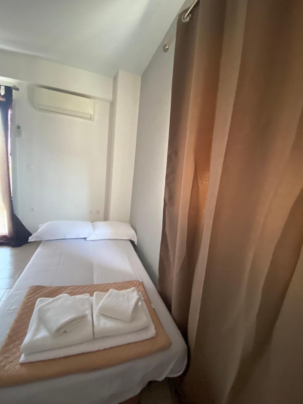 Ferienwohnung Αρέθουσα Fourth Floor ! Chalkís Exterior foto
