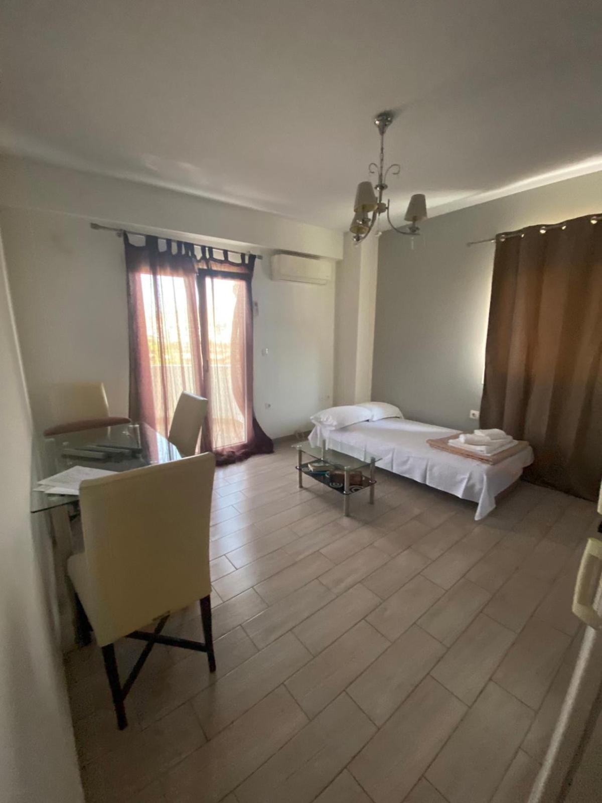 Ferienwohnung Αρέθουσα Fourth Floor ! Chalkís Exterior foto